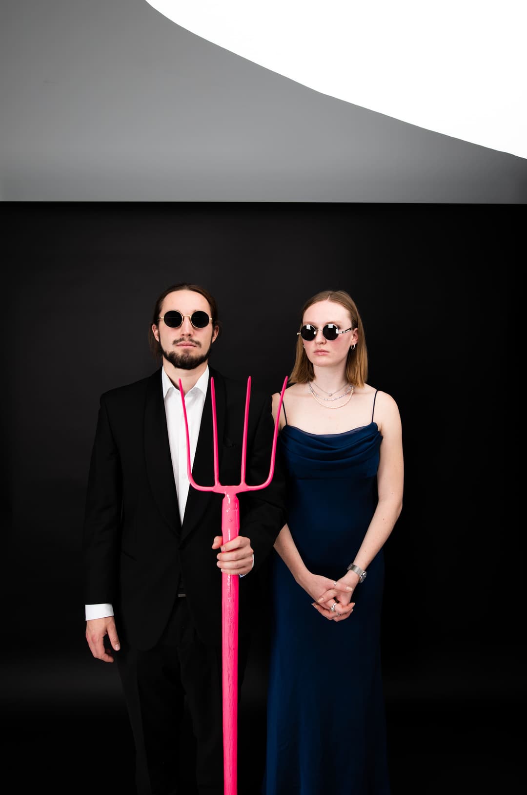AMERICAN PINK GOTHIC - editorial, fashion, flash - photograph 1 of 9 by Marco Meyer, 2022