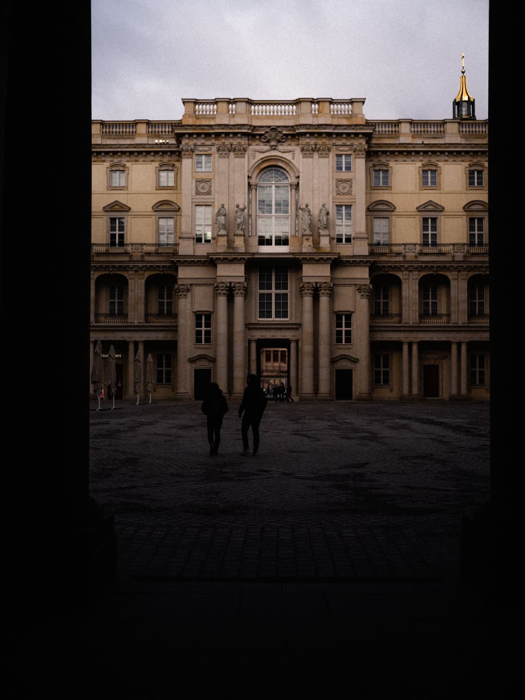 B 3R LIN - architecture, black and white, city - photograph 5 of 18 by Marco Meyer, 2022