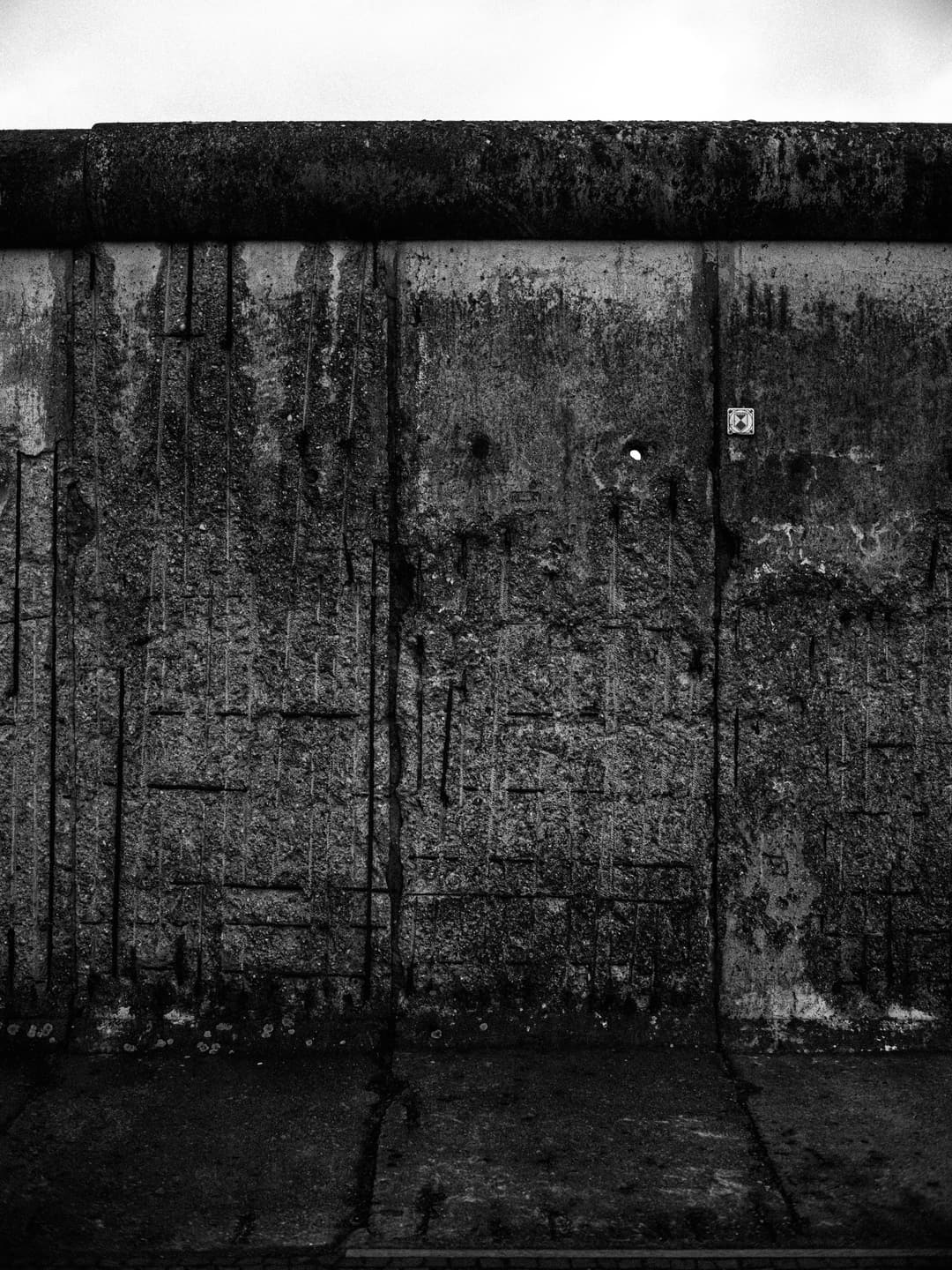 B 3R LIN - architecture, black and white, city - photograph 10 of 18 by Marco Meyer, 2022