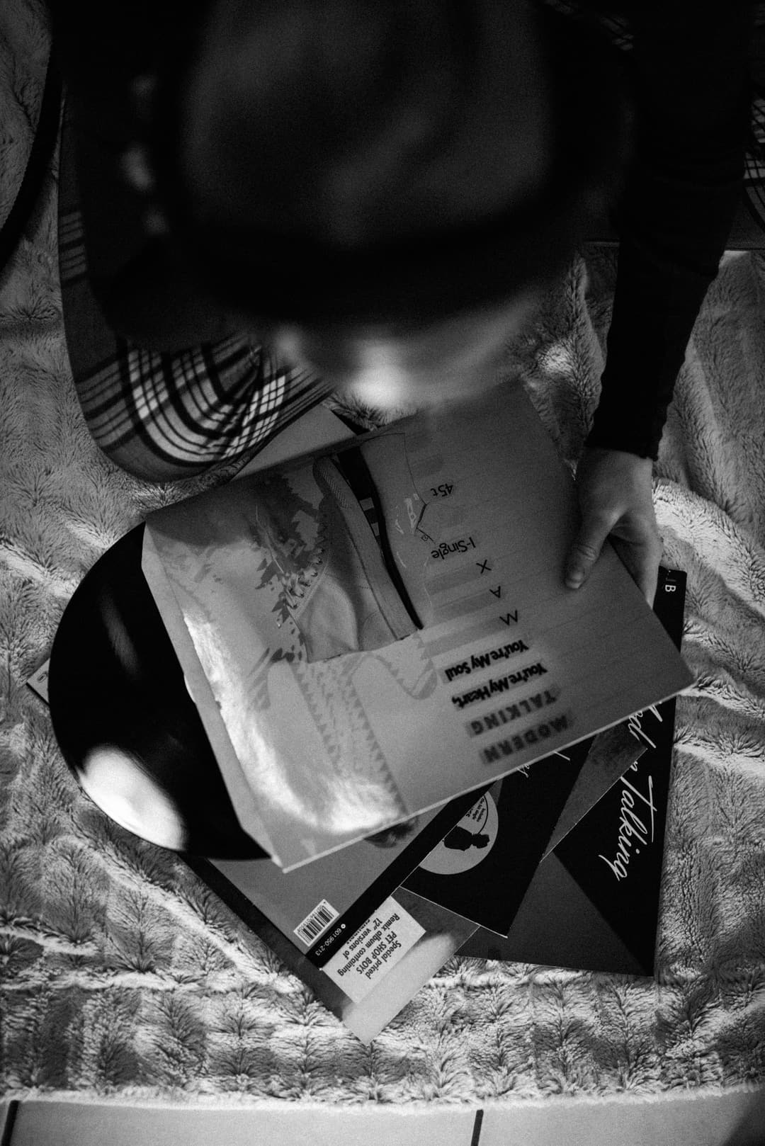 CASUAL LISTENING - available light, bavaria, black and white - photograph 5 of 16 by Marco Meyer, 2020