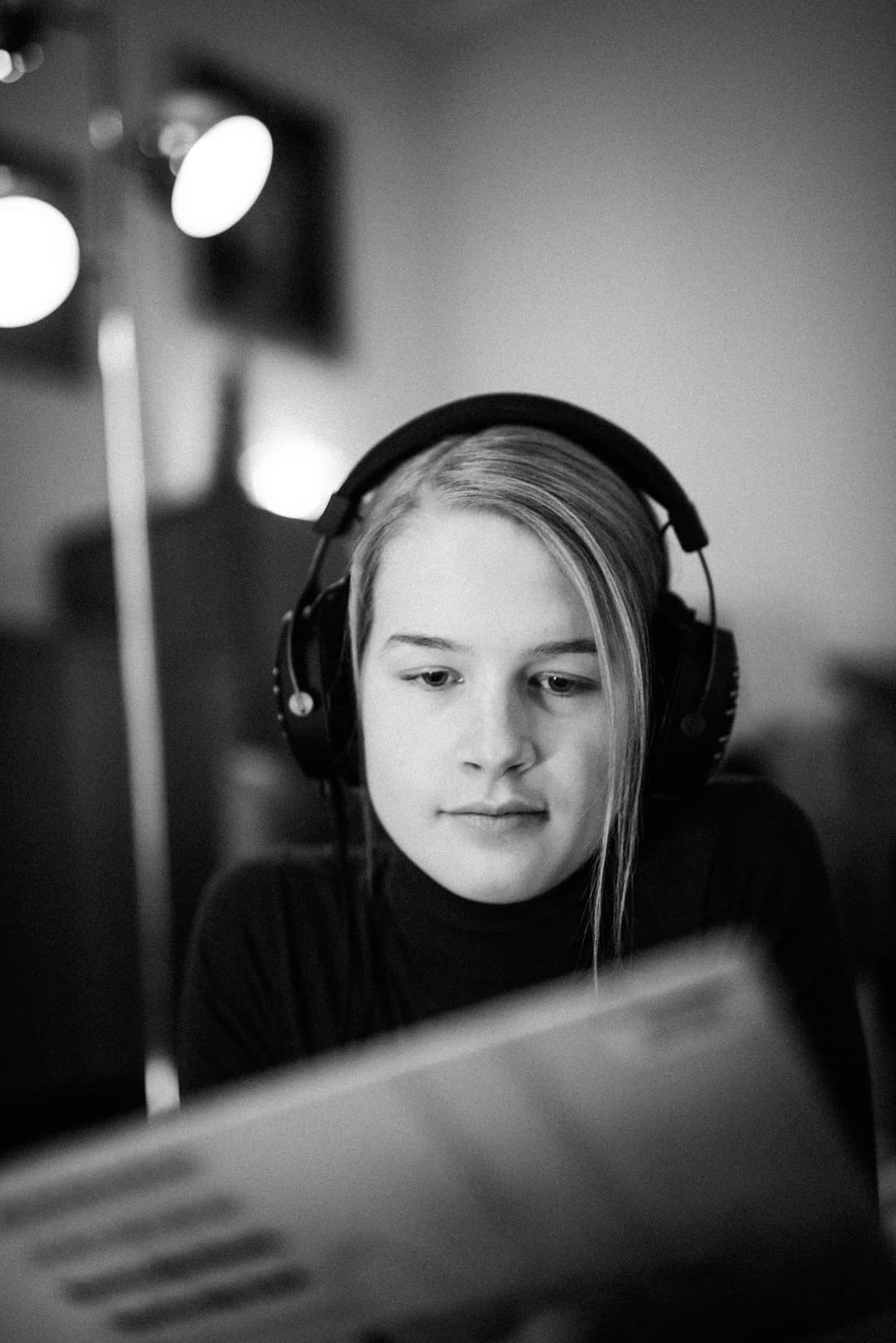 CASUAL LISTENING - available light, bavaria, black and white - photograph 8 of 16 by Marco Meyer, 2020