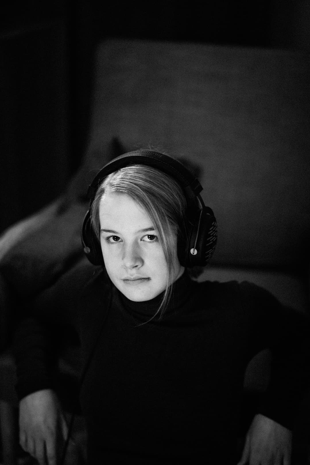 CASUAL LISTENING - available light, bavaria, black and white - photograph 14 of 16 by Marco Meyer, 2020