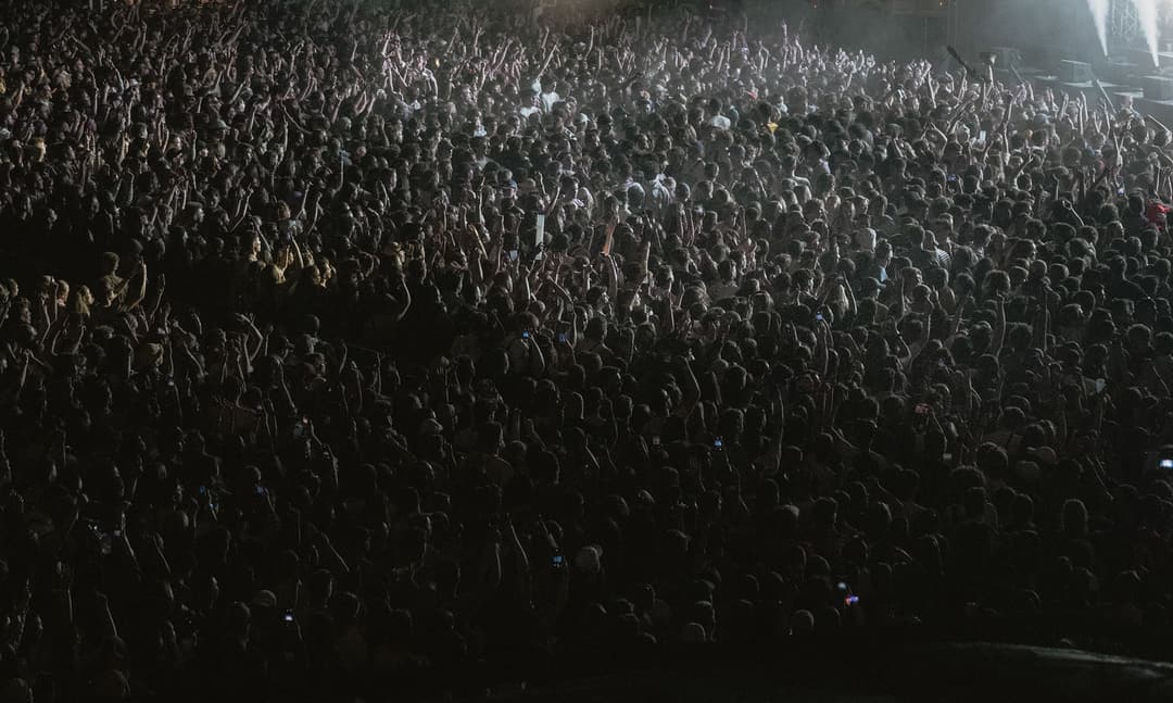 CONCERTS - live music, concert, stage - photograph 38 of 86 by Marco Meyer