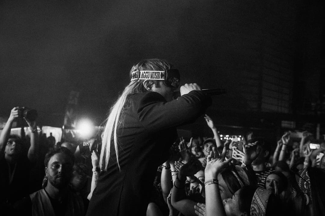 CONCERTS - live music, concert, stage - photograph 55 of 86 by Marco Meyer