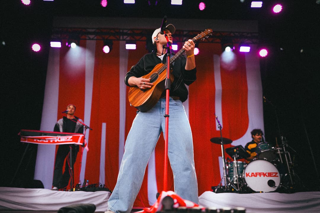 CONCERTS - live music, concert, stage - photograph 74 of 86 by Marco Meyer