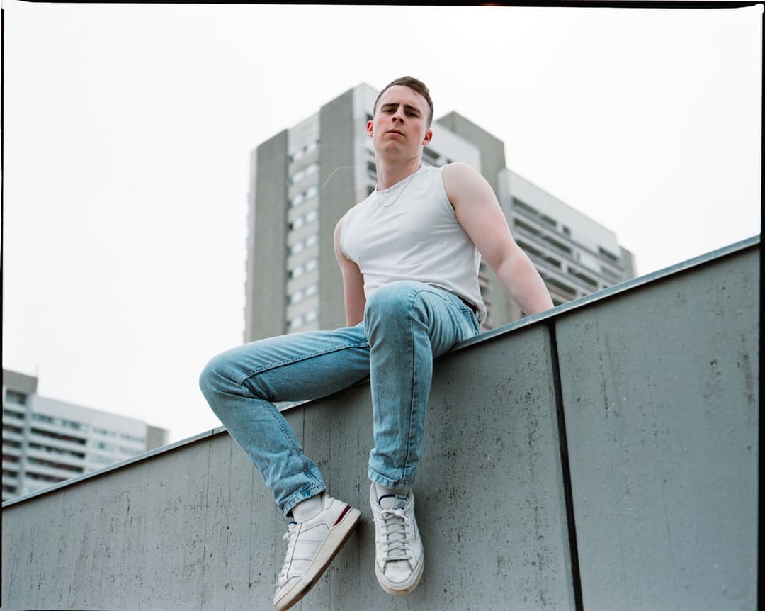 FELIX - analog, editorial, fashion - photograph 6 of 14 by Marco Meyer, 2022