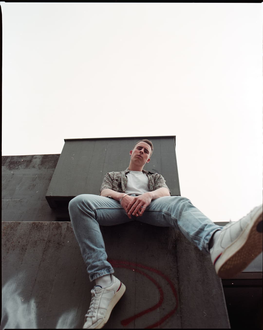 FELIX - analog, editorial, fashion - photograph 10 of 14 by Marco Meyer, 2022