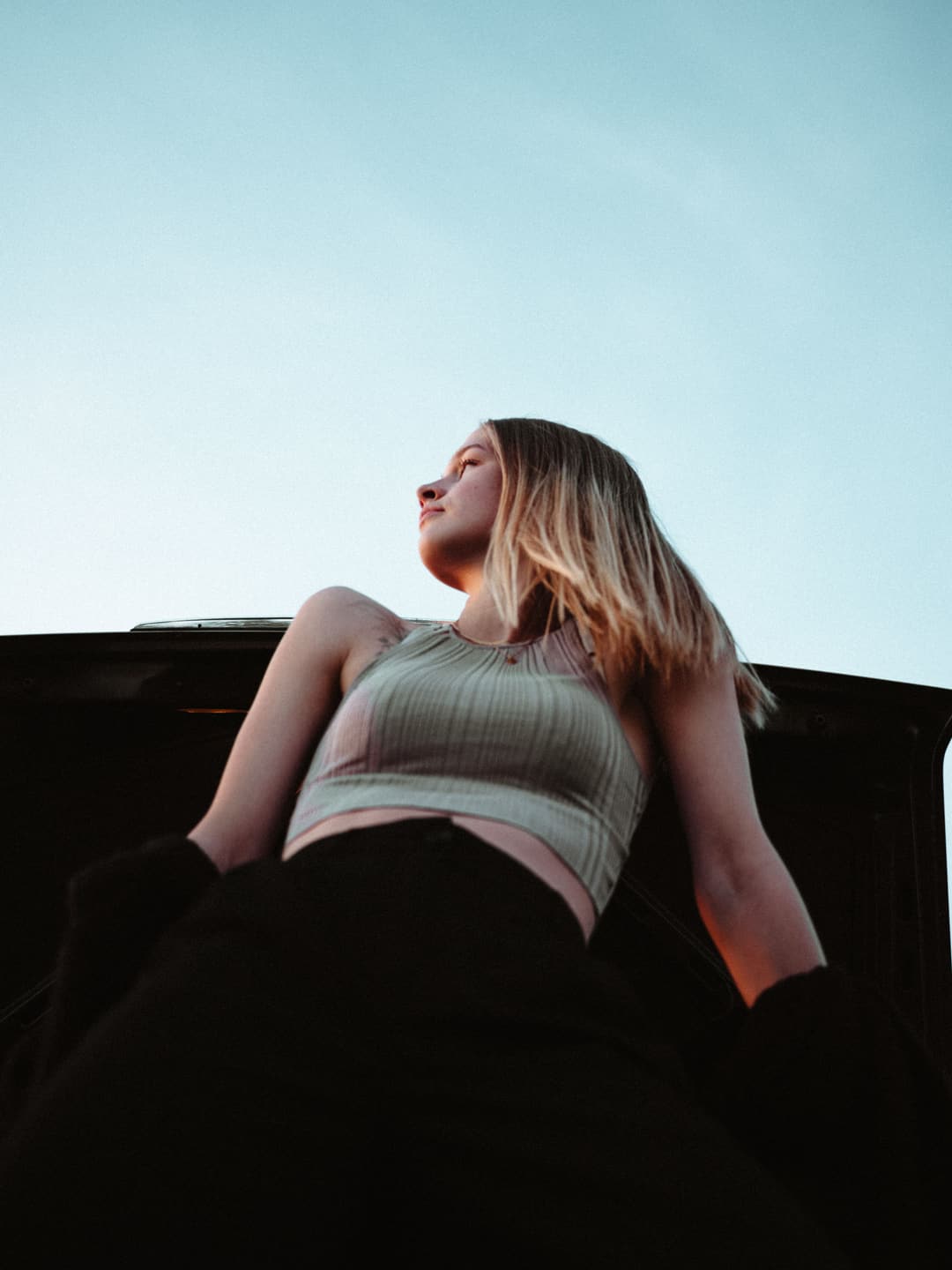 GIRL, CAR, SUNSET - portrait, editorial, outdoor - photograph 5 of 17 by Marco Meyer in Bavaria, Germany, 2025