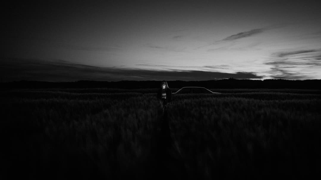 GIRL, CAR, SUNSET - portrait, editorial, outdoor - photograph 9 of 17 by Marco Meyer in Bavaria, Germany, 2025