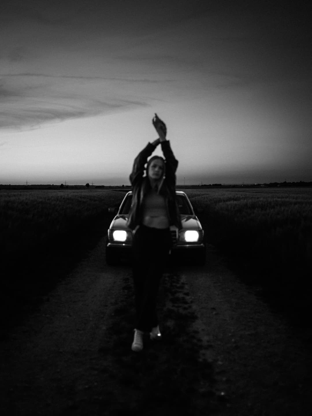 GIRL, CAR, SUNSET - portrait, editorial, outdoor - photograph 10 of 17 by Marco Meyer in Bavaria, Germany, 2025
