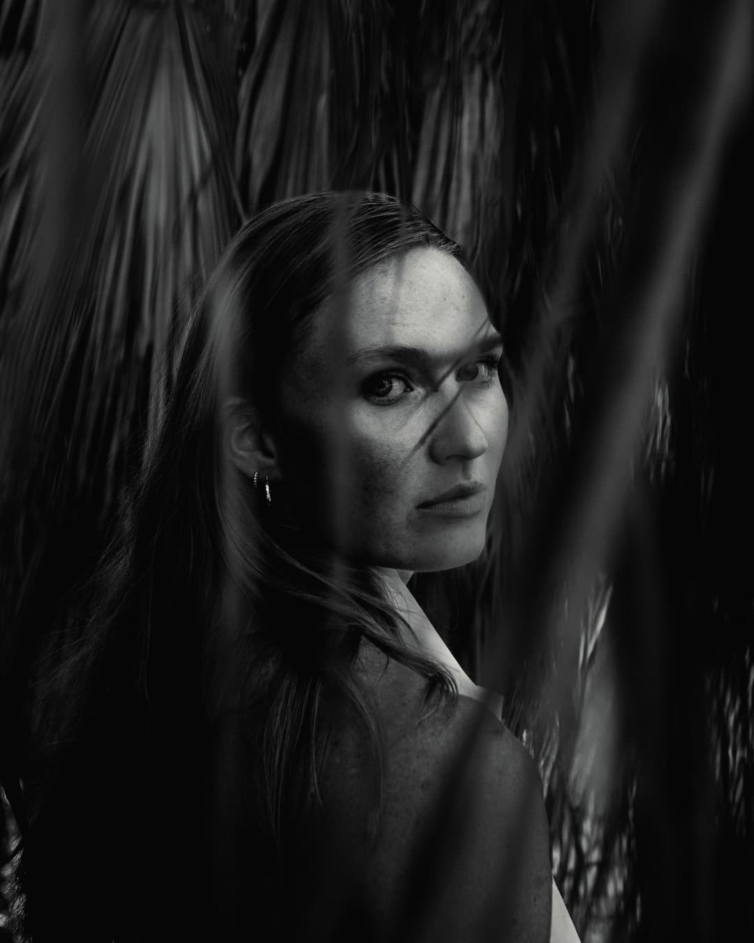 ITALY // I - editorial, portrait, italy - photograph 7 of 12 by Marco Meyer in Ripatransone, Italy, 2025
