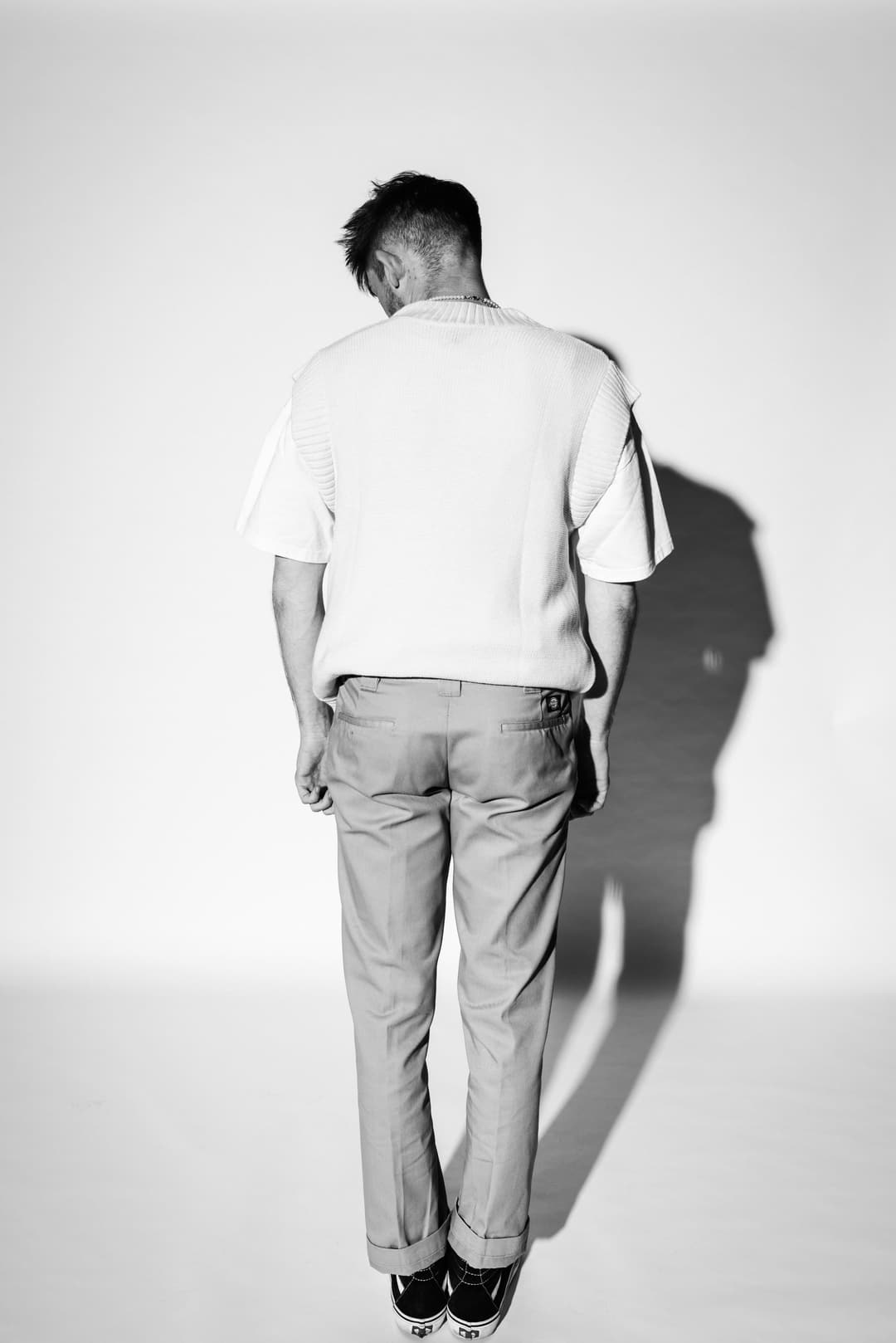 MA E X - editorial, fashion, flash - photograph 13 of 18 by Marco Meyer, 2022