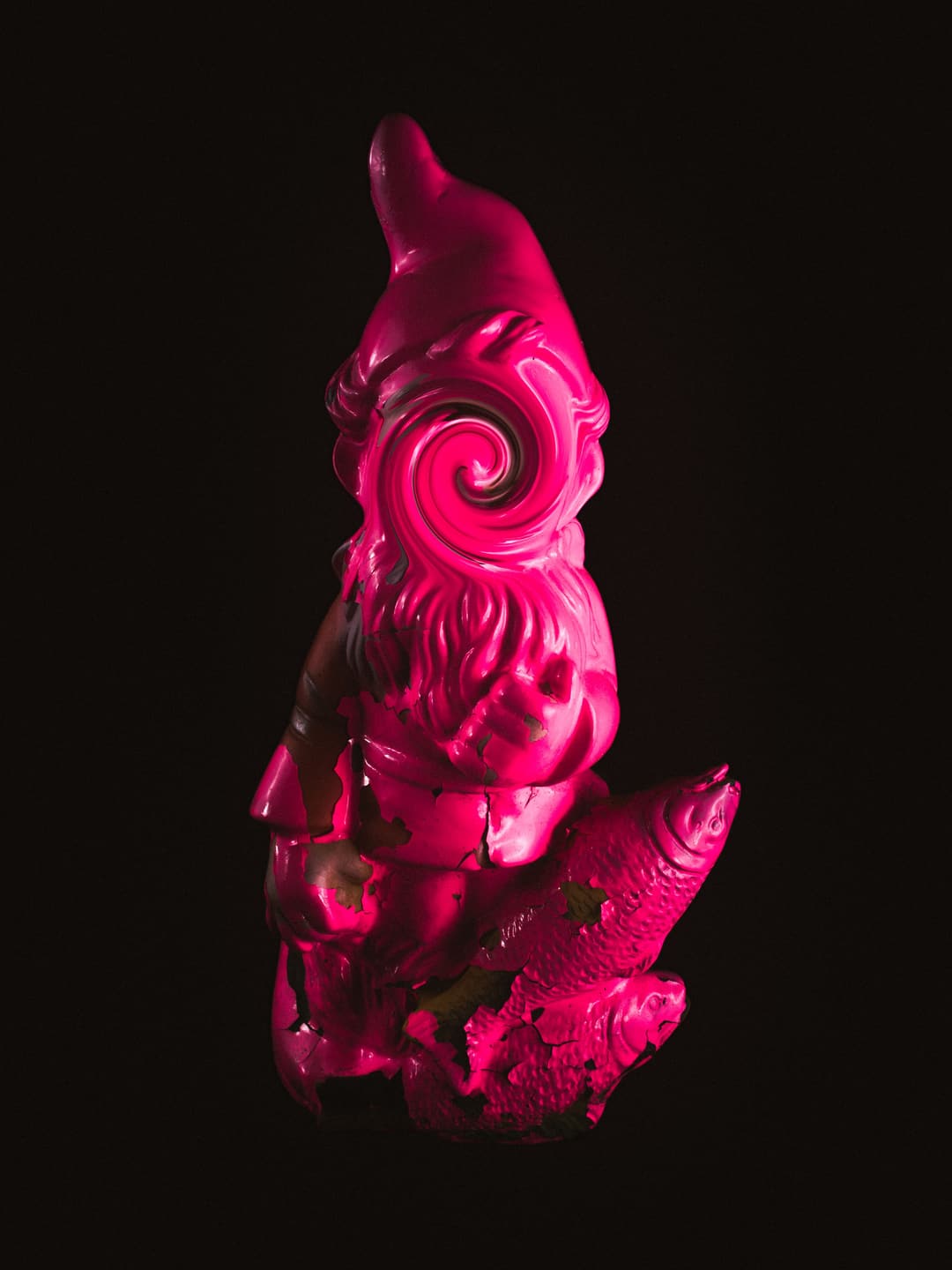 STAY PINK - flash, layout, magazine - photograph 7 of 9 by Marco Meyer, 2023