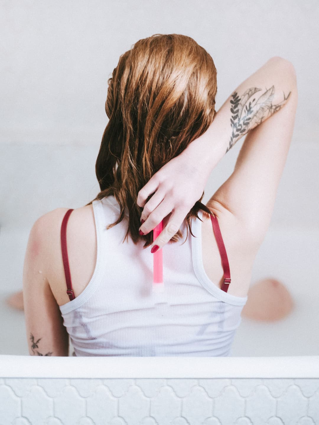 THE BATH IN RED - bright, editorial, fujifilm - photograph 7 of 12 by Marco Meyer, 2023
