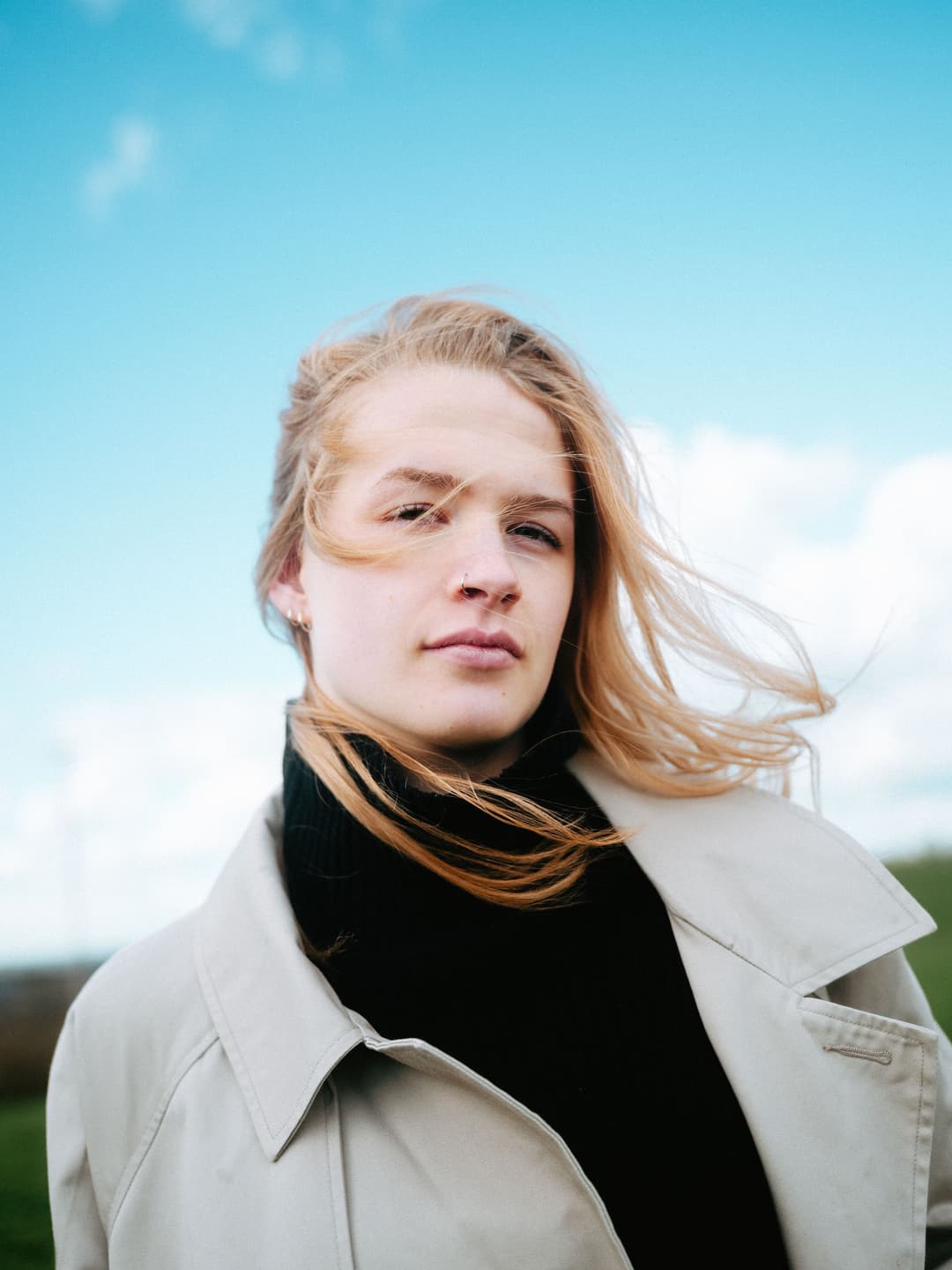 WIND AGAINST BLUE - portrait, natural light, fujifilm - photograph 10 of 12 by Marco Meyer in Augsburg, Germany, 2024